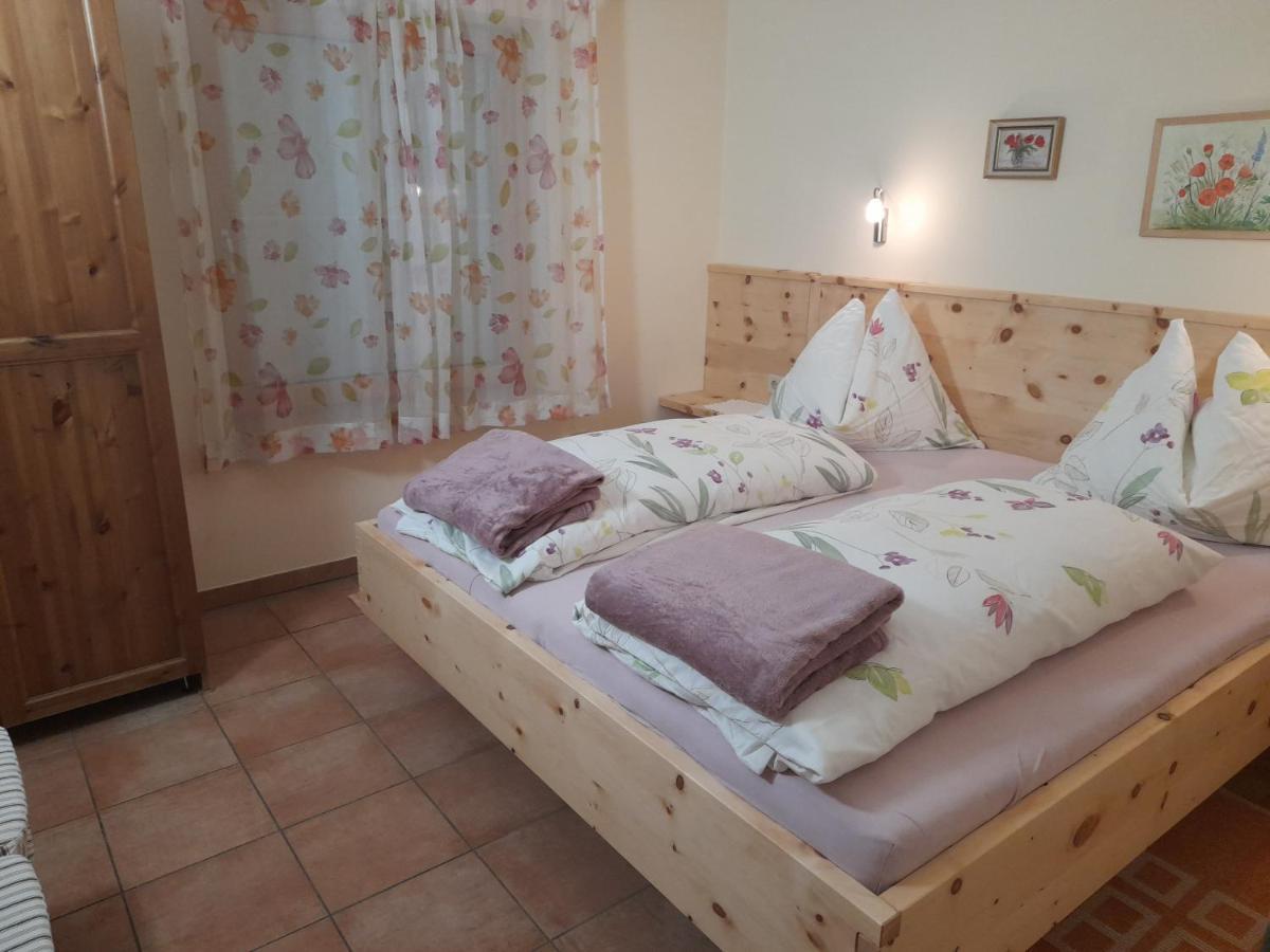 Zitas Ferienwohnung Reisach Exterior foto