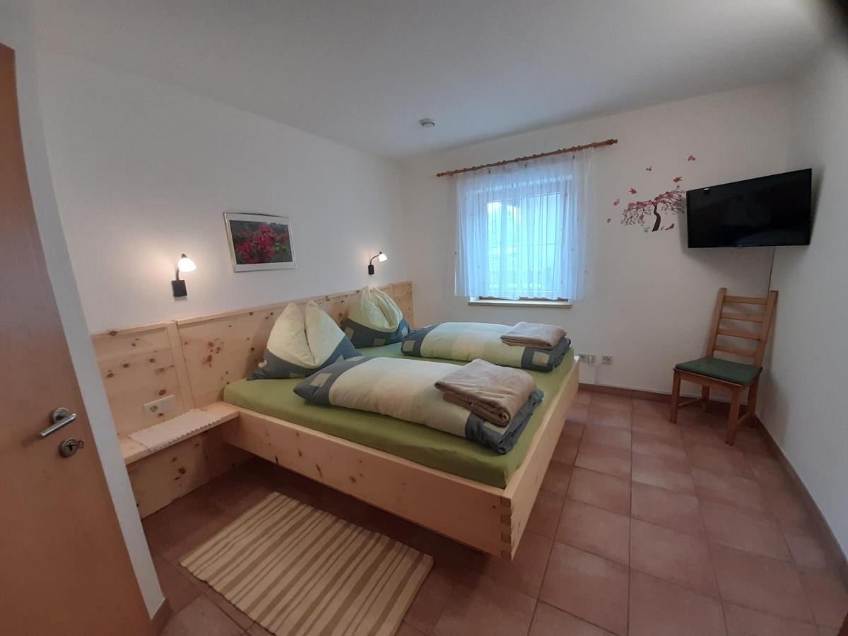 Zitas Ferienwohnung Reisach Exterior foto